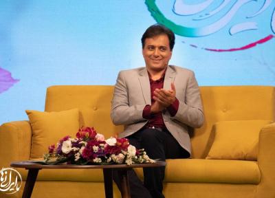 اخشابی در ما ایرانی ها می خواند