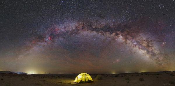 نمایان شدن کهکشان راه شیری در آسمان کویر لوت، عکس