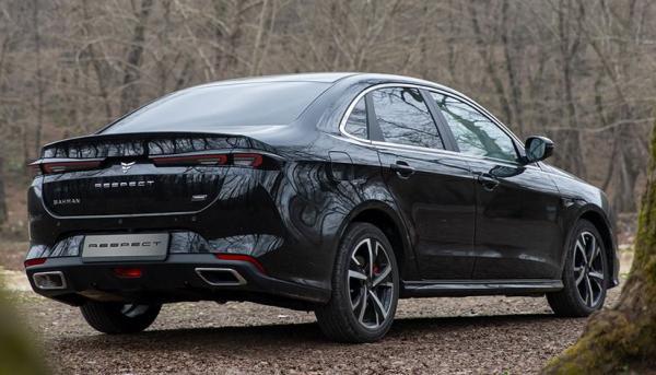 9 محصول سواری گروه بهمن در مزایده به فروش می رسد